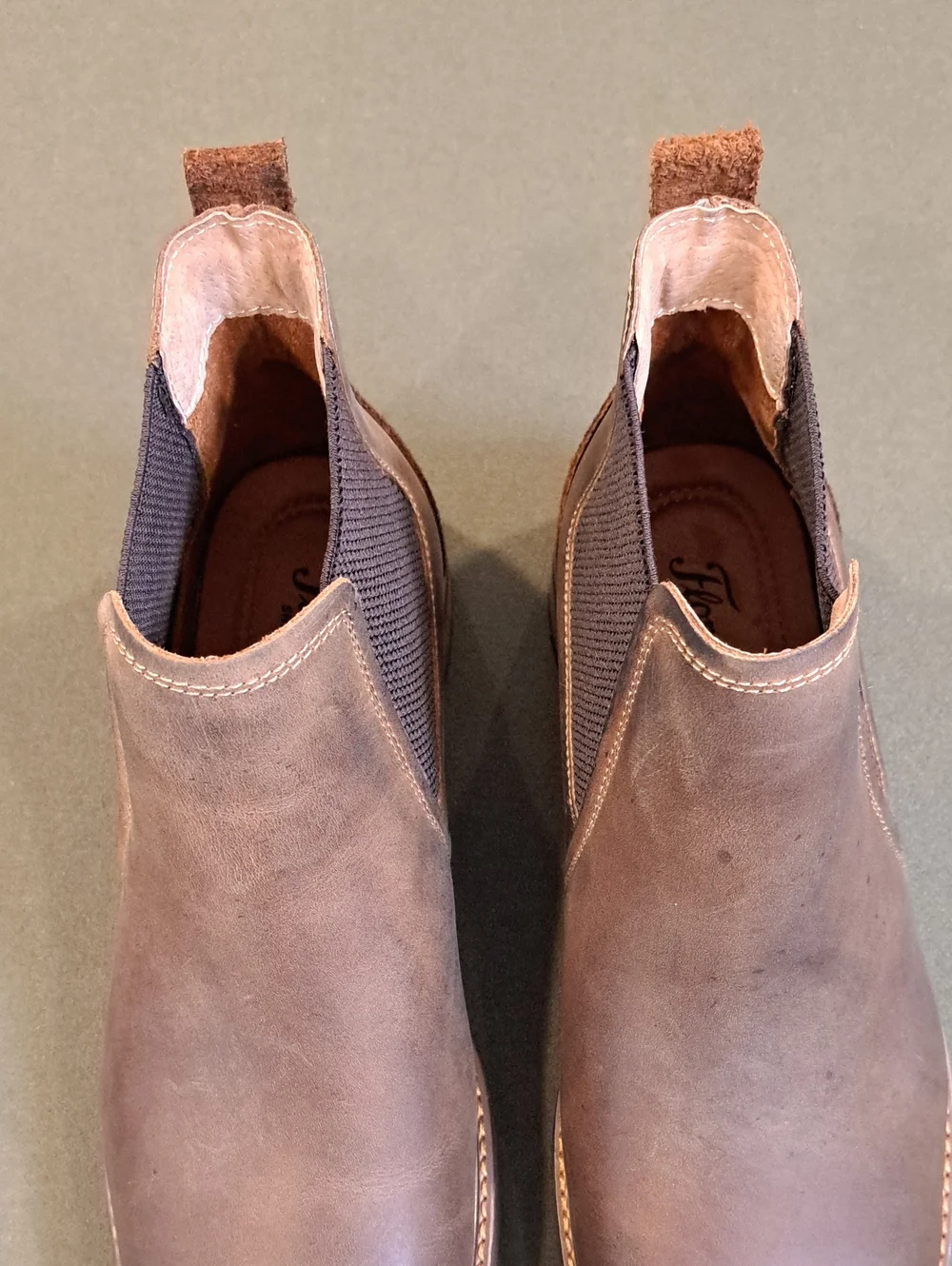 Florsheim Chalet Plain Toe Chelsea Boot - Color: Brown - Size: Men 8.5